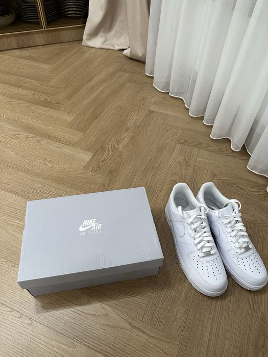 Продам Nike Air Force 1