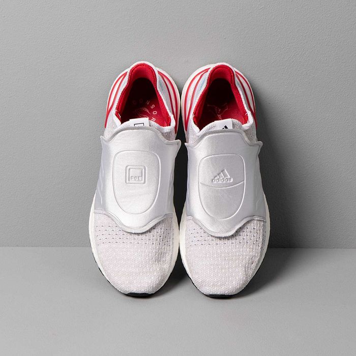 Adidas 43/5 р. оригинальные кроссовки