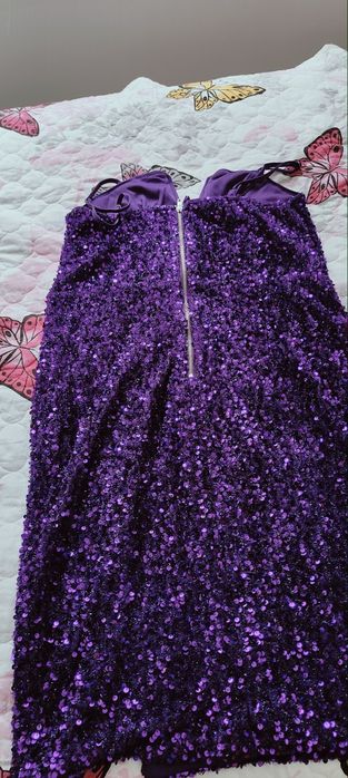 Лилава къса рокля с цепка