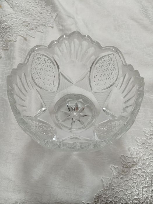 Toza sovetskiy xrustal sotila. Chini