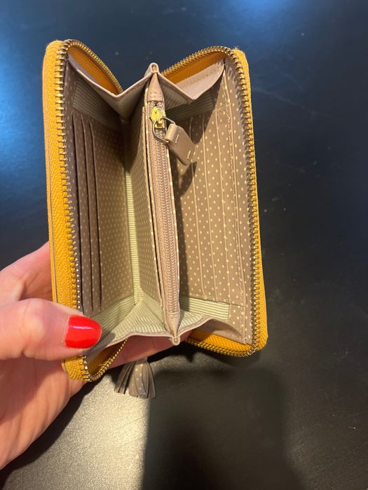 Жълто Портмоне Radley London