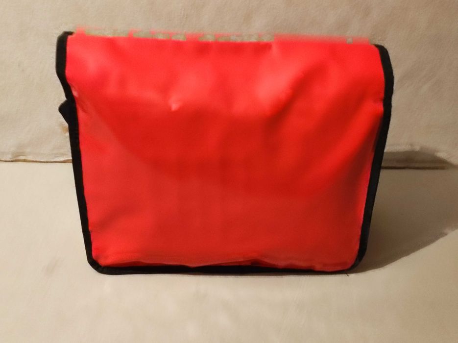 Чанта за лаптоп и документи