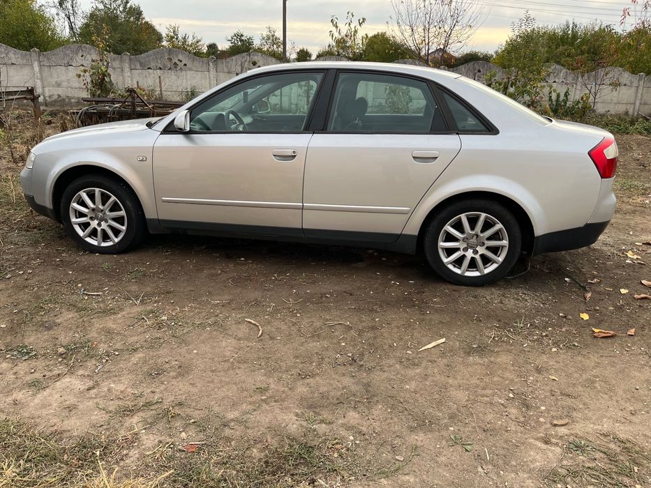 AUDI A4 Avant 2001 — imagine 3