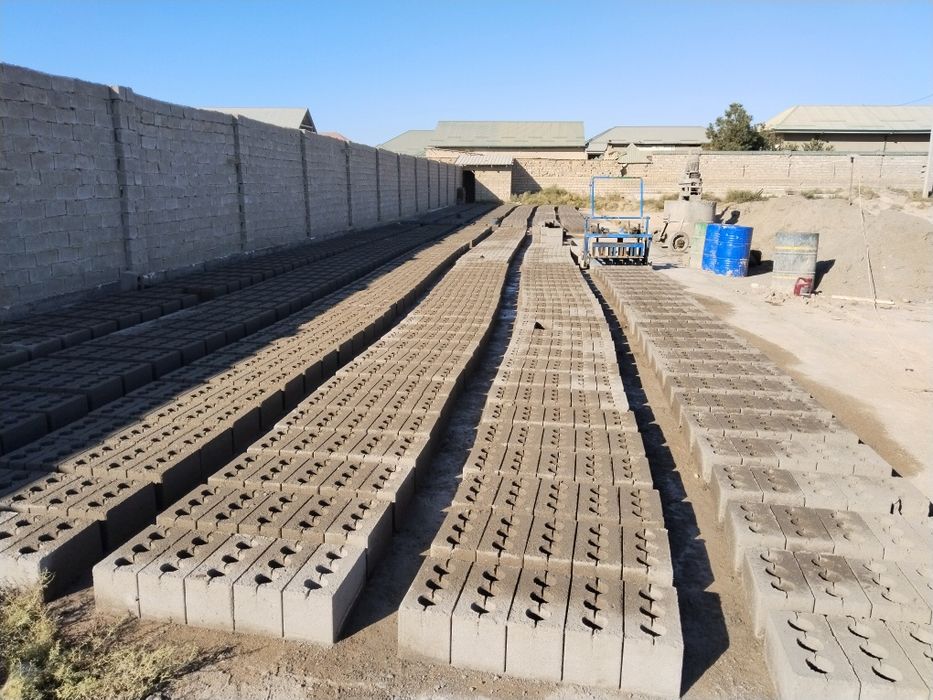 Blok sotiladi narxi 2400