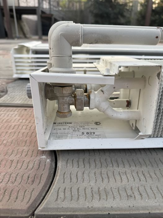 Радиаторы отопления. Батареи.