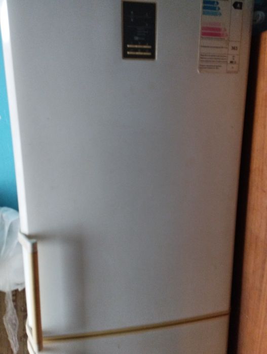 Большой холодильник б/ у