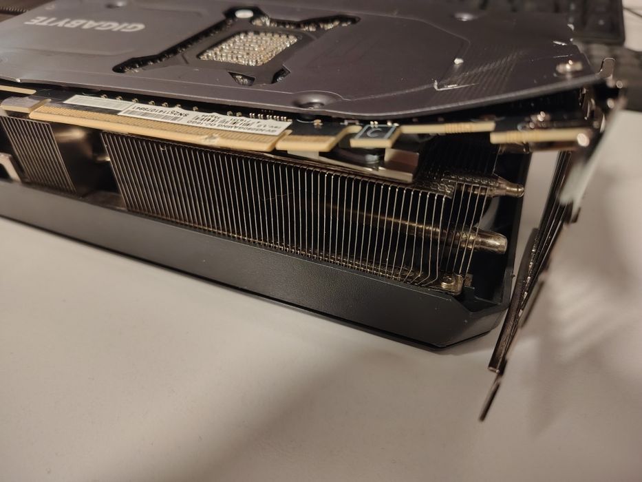 RTX 5080 gigabyte defect