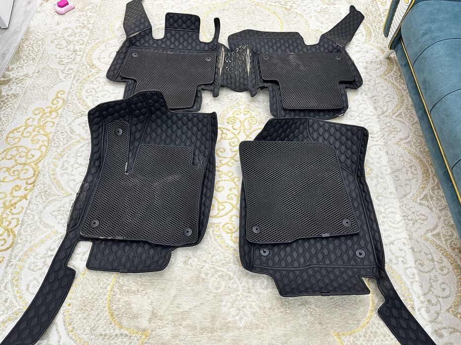 Продам коврики на jac s7