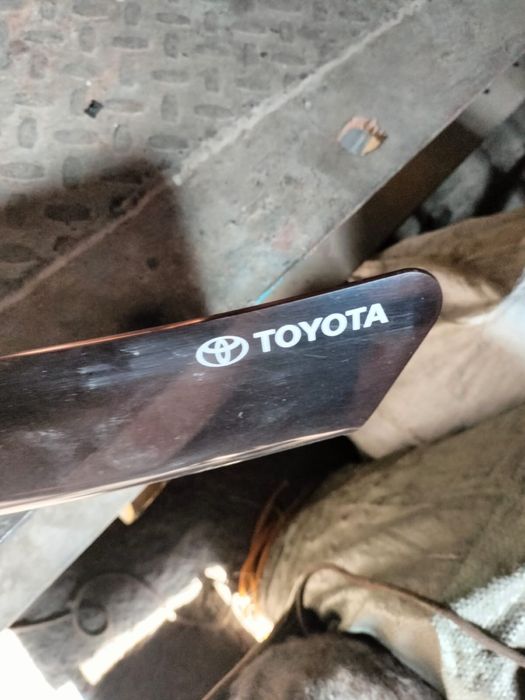 Запчасти на Ленд Крузер 200