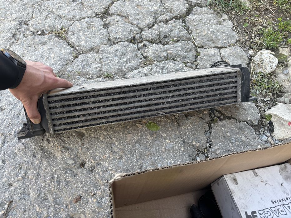 интеркулер от бмв е92 325д 197кс