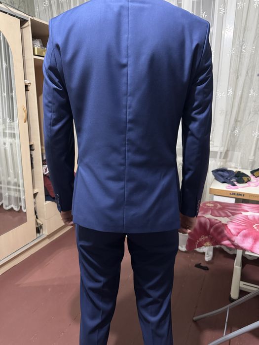 Продам Костюм мужской