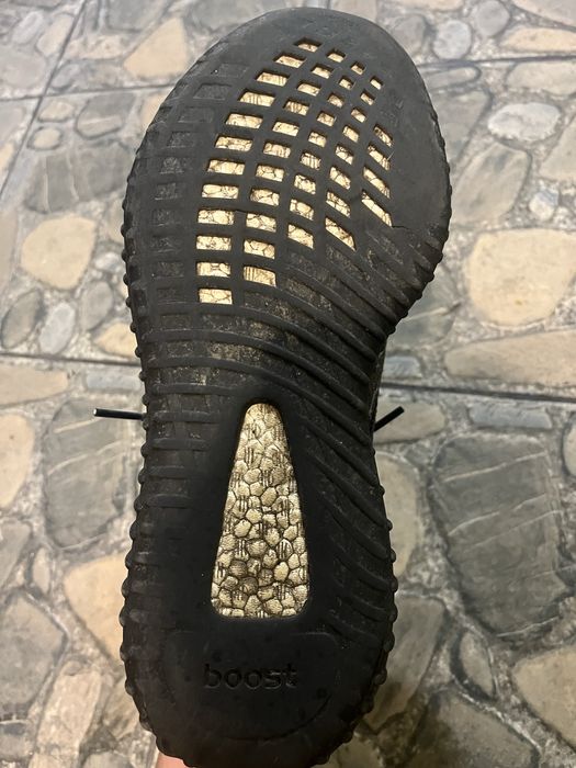 Yeezy boost 350 V2