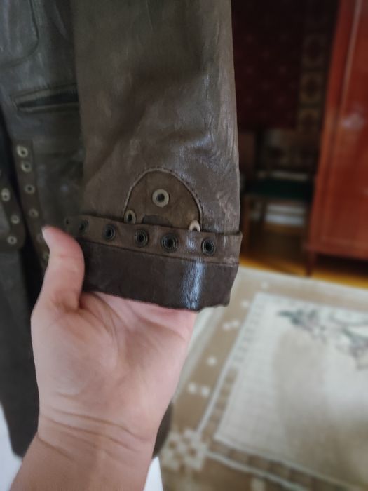 Кожаный женский плащ