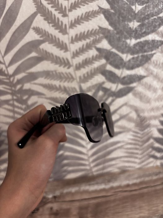 Очки под бренд Miu miu