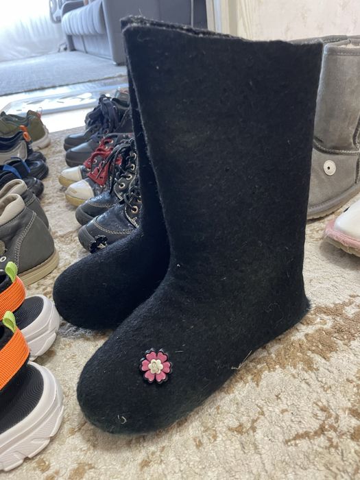 Продам детские обуви разных размеров