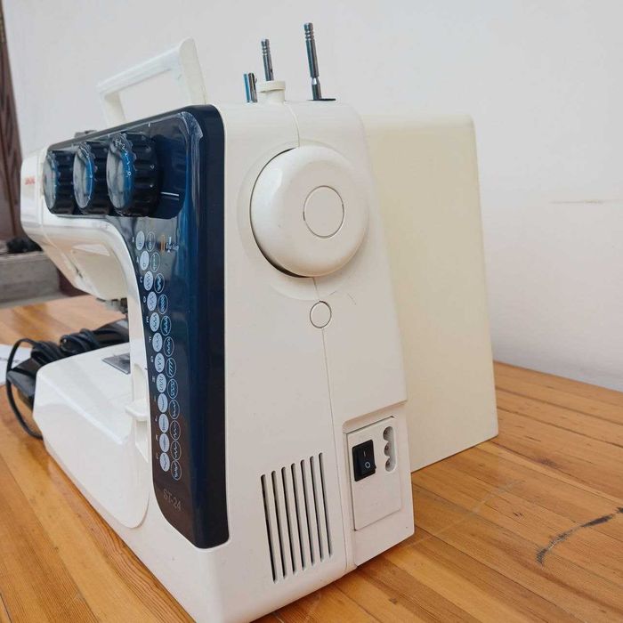 Janome ST-24(Япония). Год гарантии/Металл/Комплект.