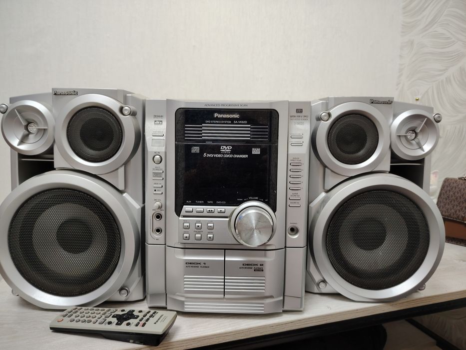 Продам музыкальный центр