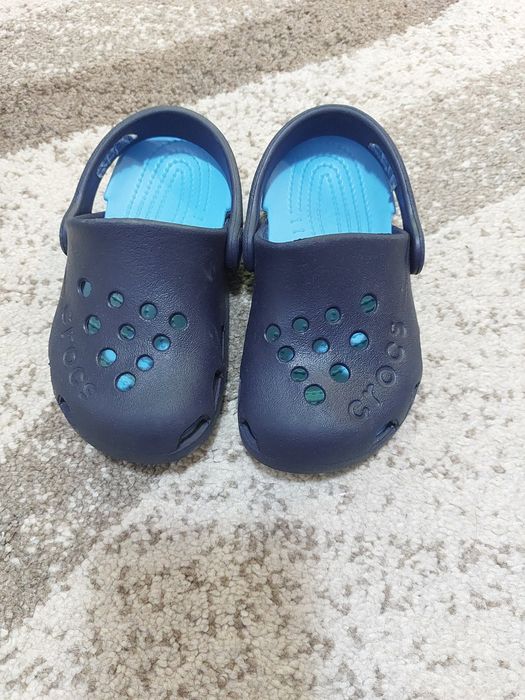 Летни обувки размер 23