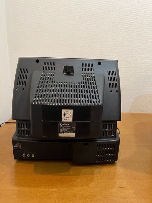 Продается б/у телевизор FUNAI