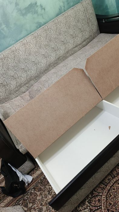 Срочно продам Диван