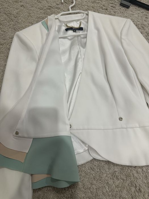 Костюм пола и сако на Elizabetta Franchi