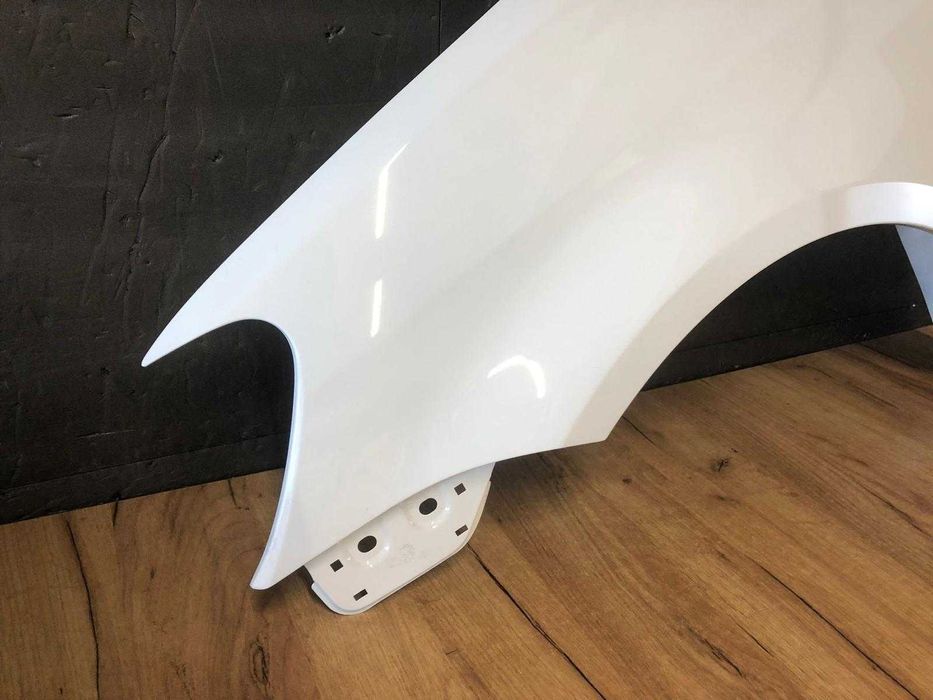 Aripa Fata Stanga VW Touran 2007-2010 (LB9A (Alb))