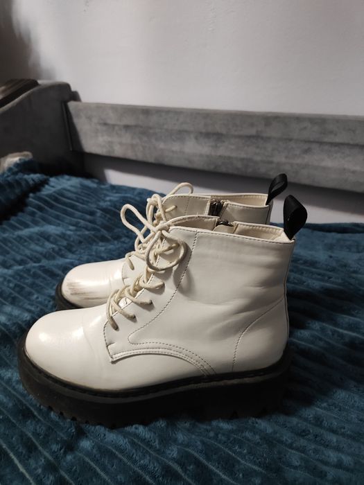 Белые Ботинки демисезонные