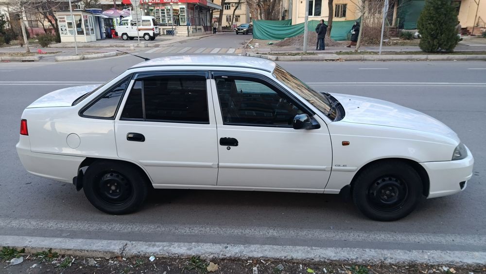 Nexia 2 Sons tramblyor 2009yil metan srochna sotaman