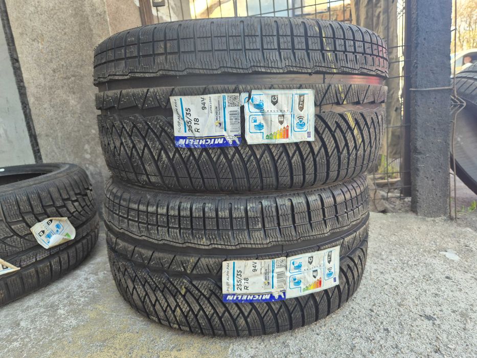 2 Anvelope M+S IARNA - 255/35/18 - Michelin Pilot Alpin PA4 - NOU - DOT 2020 !
