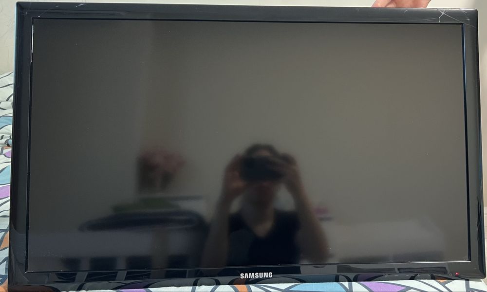 Samsung телевизор, 32 дюйма