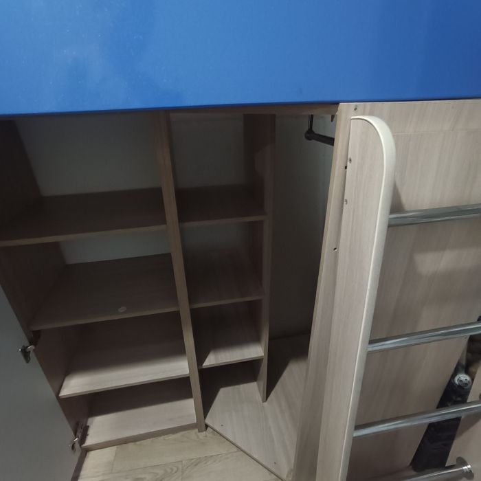 Продам стенку с кроватью