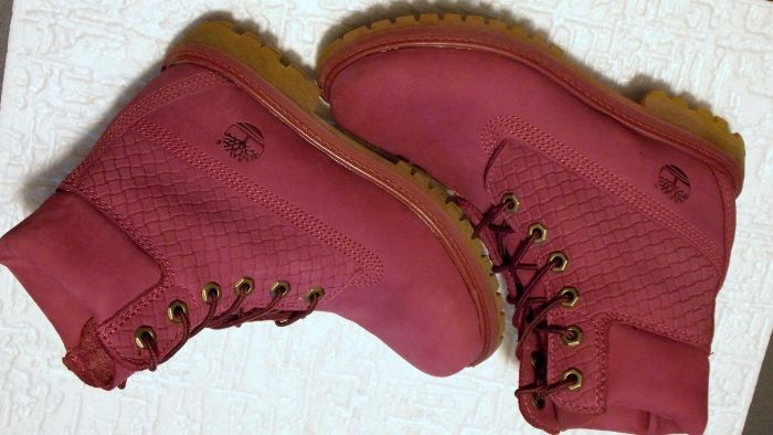 ghete bocanci noi noute ! Timberland nr.36,5 piele nubuc impermeabile