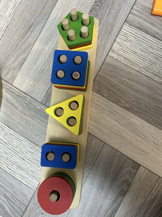 Игрушки развивающие