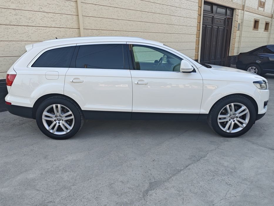 Audi Q7 продам в отличном состоянии