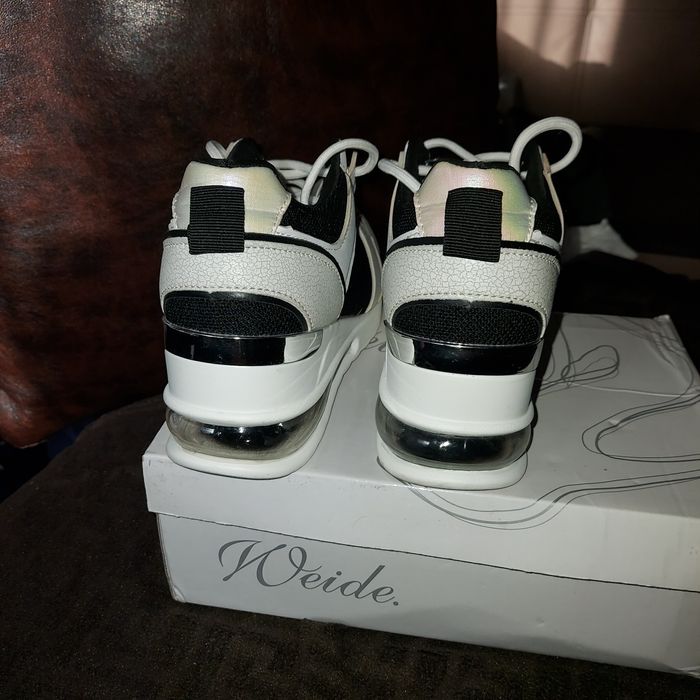 Дамски Маратонки