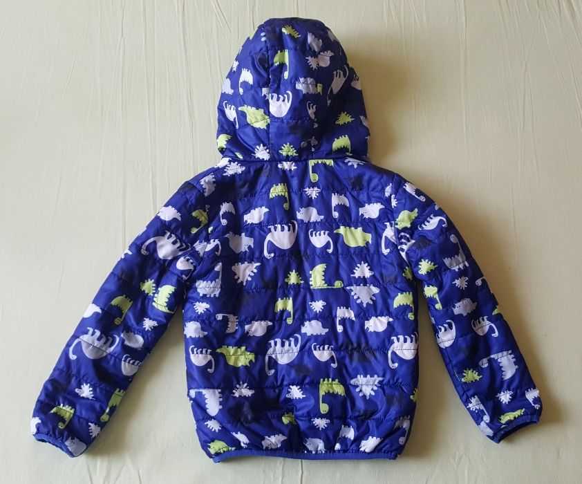 детско яке размер до 120 за 5-6години