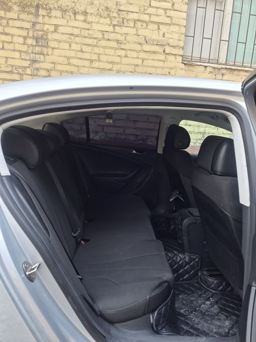 Срочно продаётся иномарка Фольксваген Пассат б6 2006 года