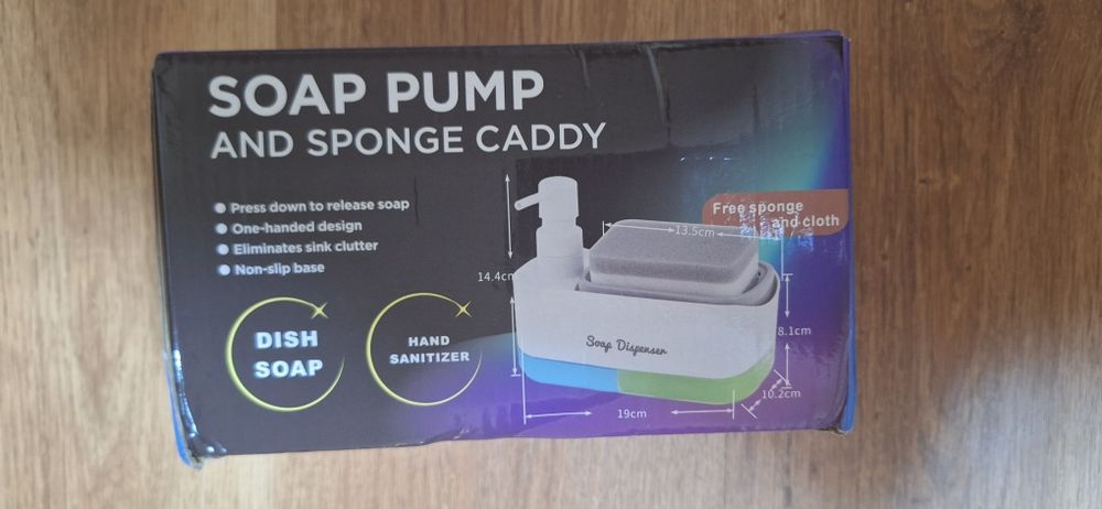 Dozator de  bucătărie cu burete nou