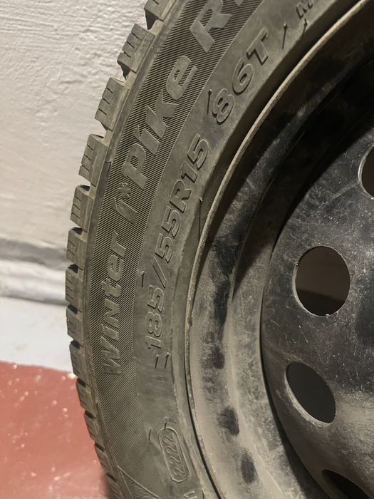 Шины с дисками комплект