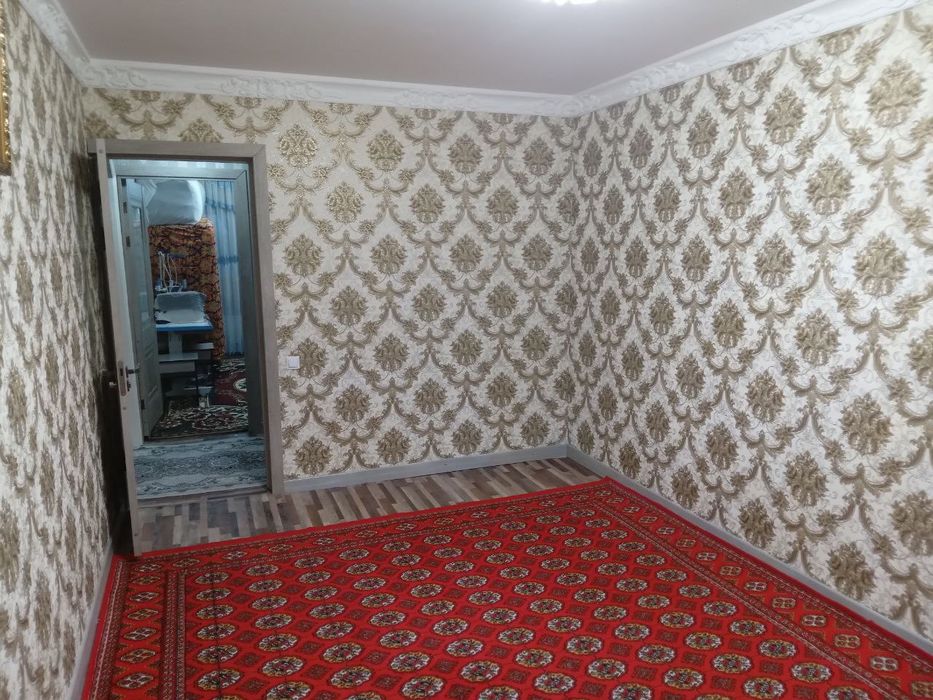 3xonalik kvartira  sotiladi guliverga 3etaj