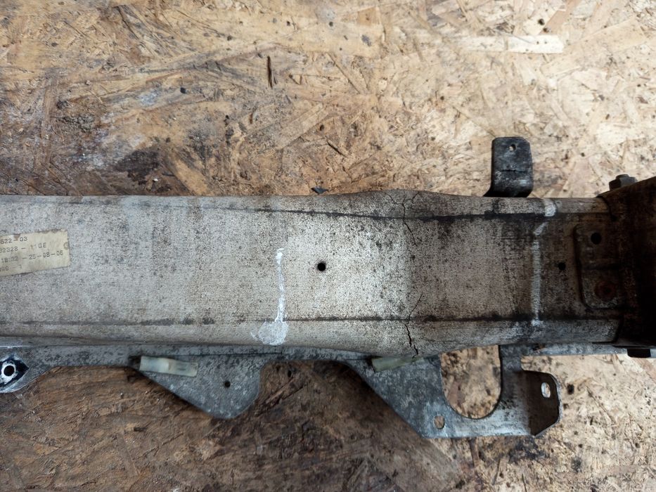 BMW E65 E66 7 серия трегер основа предна броня с буфери 7135522