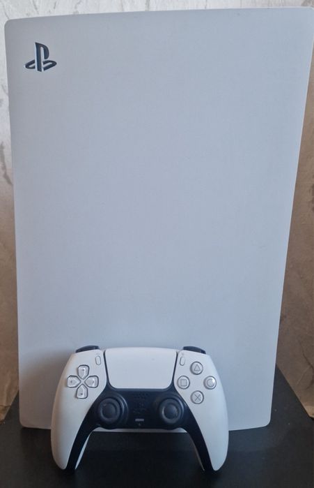 Playstation 5 1TB + игра