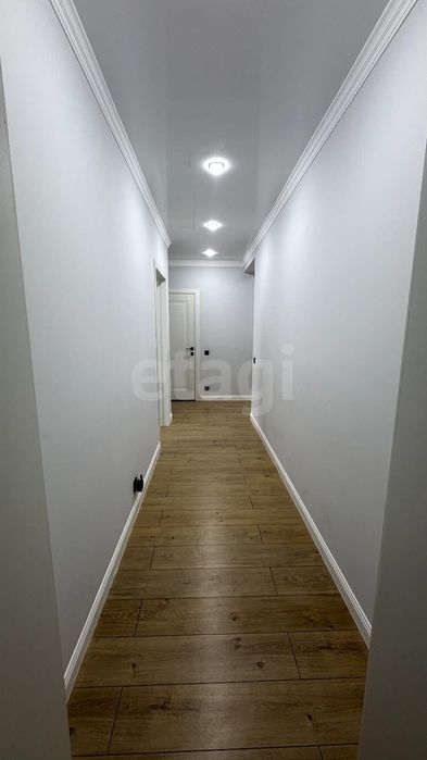 Продам 4ком.квартиру на Батыс 2