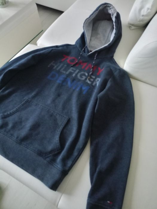 Vând hanorac Tommy Hilfiger, produs de calitate superioara mărimea S.