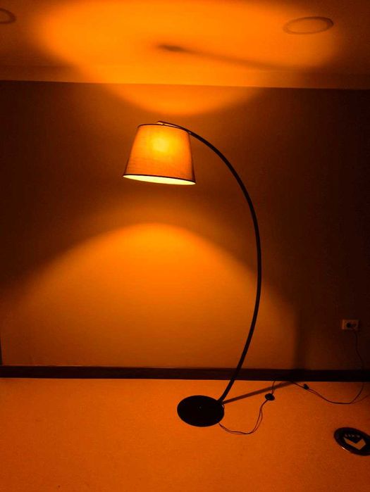 Торшер , почти новый