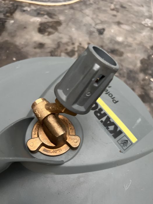 Приставка за почистване на под