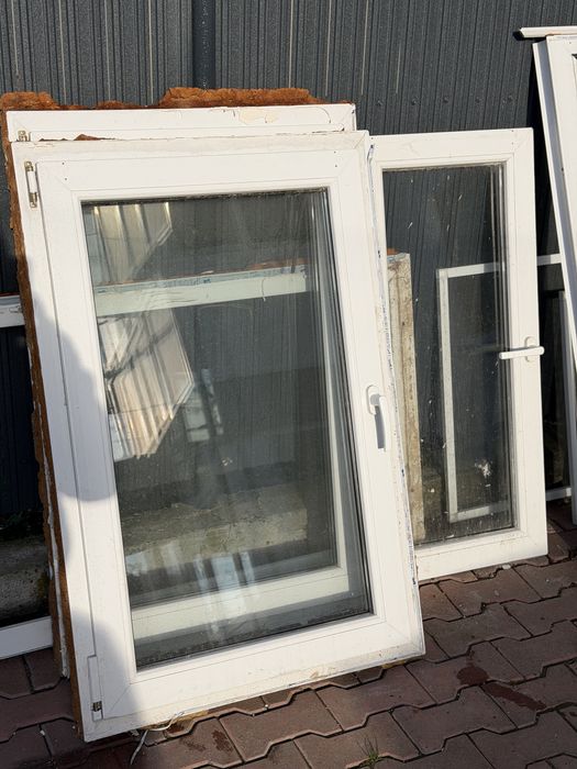 Vand usa si geamuri de  termopan diferite marimi