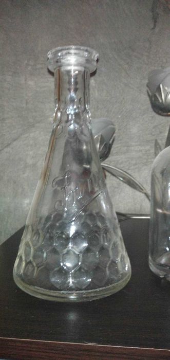 Cтарини  чаши ракиа Водка Кани  бутилки  вази ако ви трябва нещо тук е