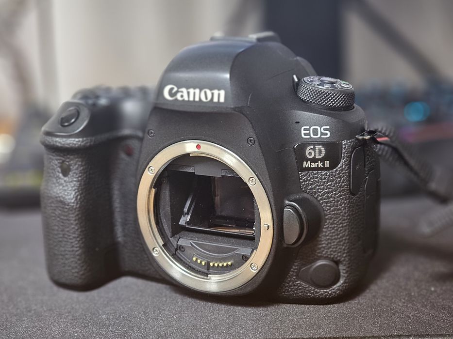 Aparat dslr canon 6D mark ii