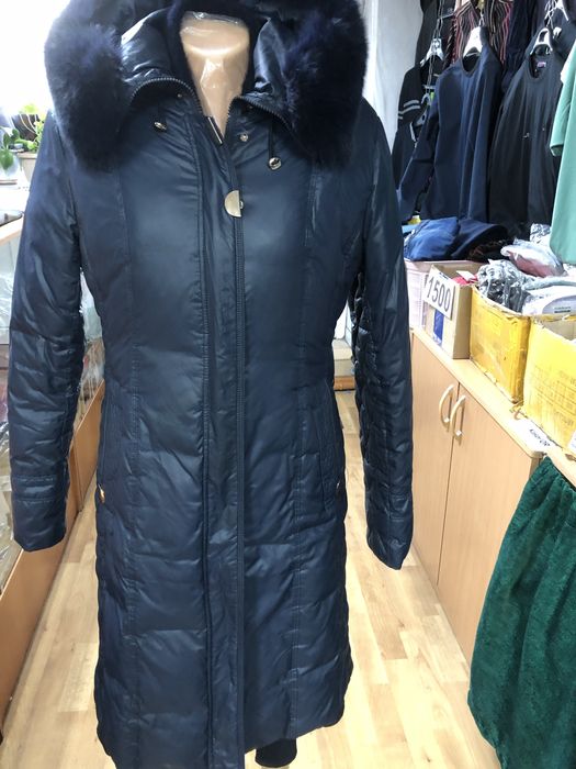 Продам куртку на синтепоне зимн размер 48-50 б/у в хорошем состояние